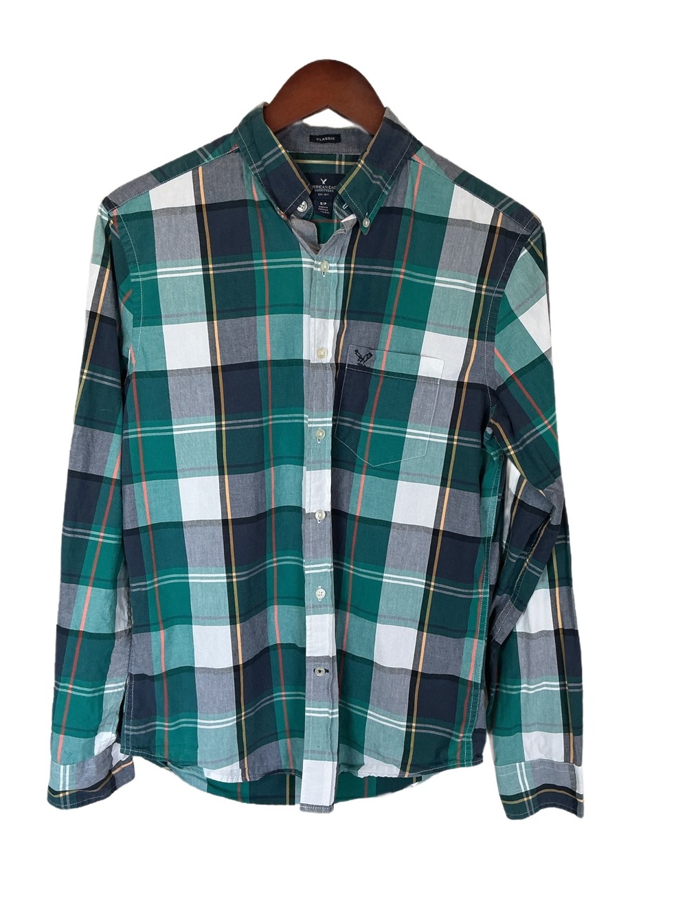 American Eagle Outfitters Green and Navy Plaid Button-Down Shirt